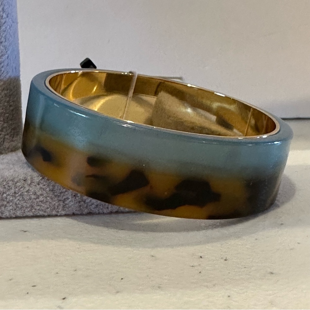 NWT J. Crew Bangle Bracelet- gold tone interior, faux tortoise & blue acrylic - Picture 8 of 14